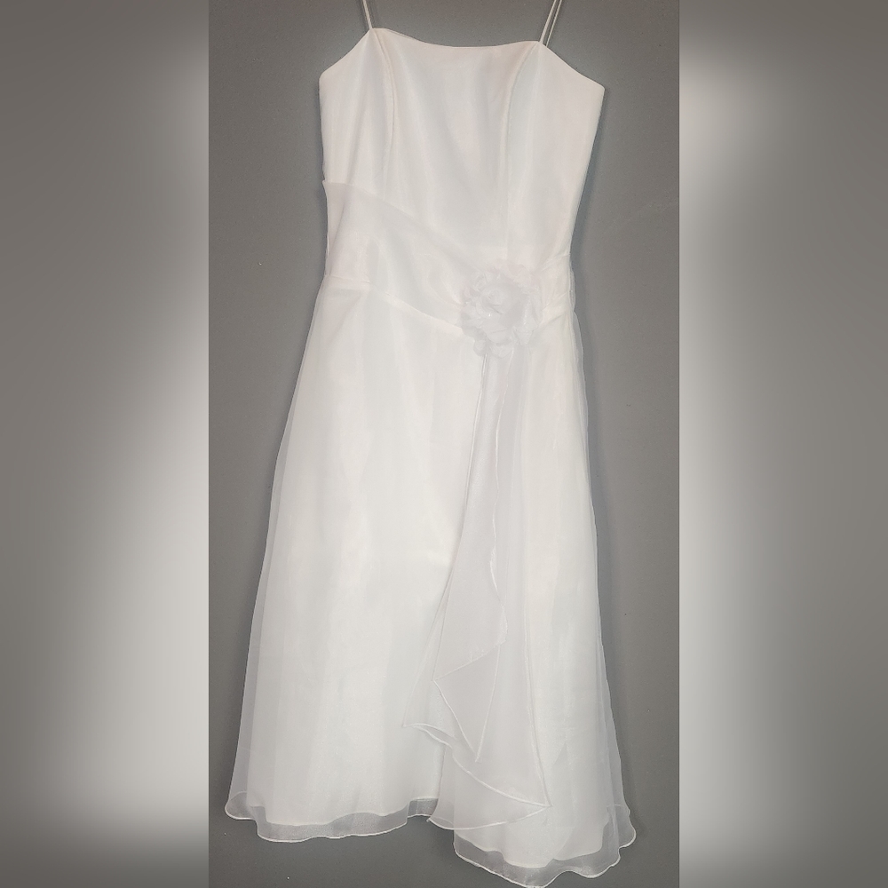 Wedding gown